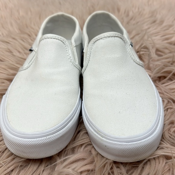 White Vans - Picture 4 of 5